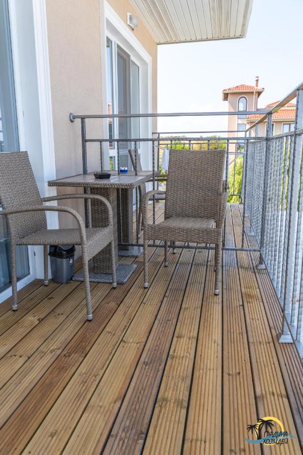 Aparthotel Gradina *